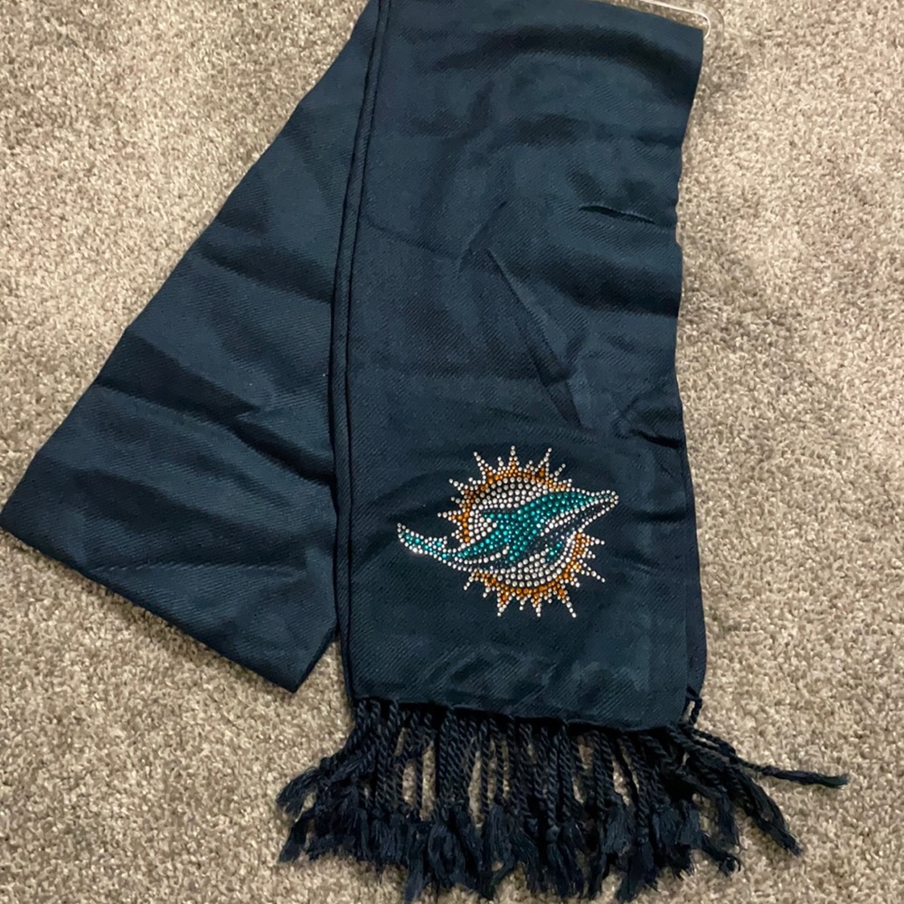 Miami Dolphin scarf